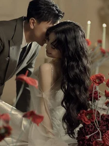 The Fairy Tale Marriage of Ca Nuong Kieu Anh and Her Husband - image 7
