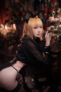 Elegant Qipao Photoshoot Gallery: Traditional Style Meets Modern Cosplay - image 4