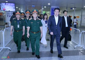 Strengthening Strategic Ties: General Phan Van Giang Meets Japan’s Defense Minister - image 4
