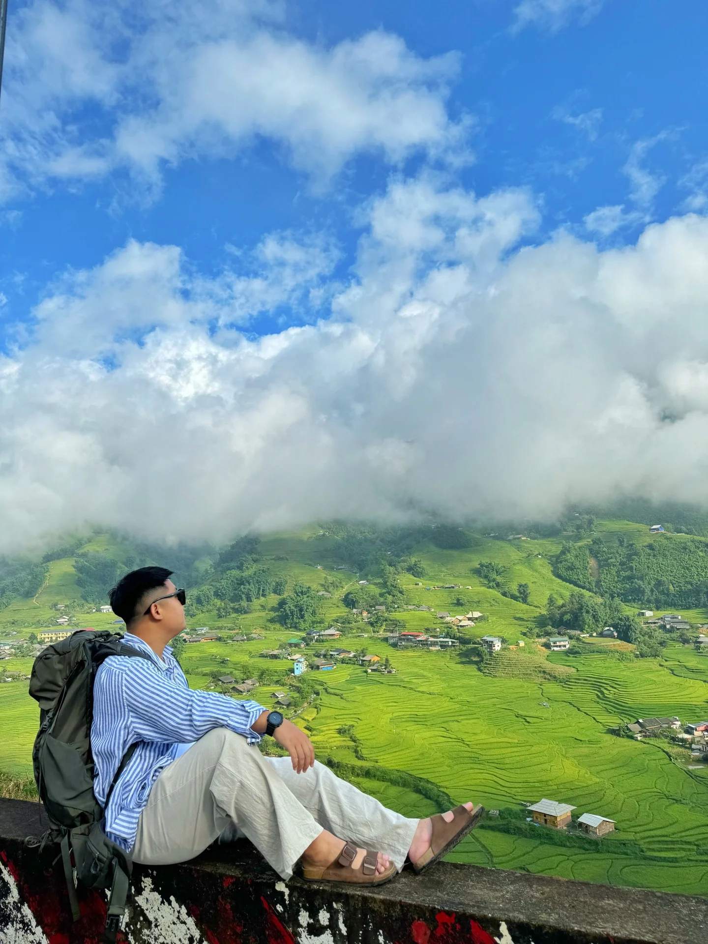 Affordable Healing Trip to Sa Pa: Enjoying the Green Rice Season for 1.8 Million VND