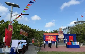 Truong Sa Island Joins the Nation in a Joyous All-People Festival - image 10