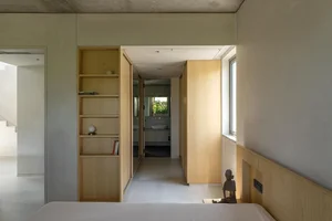 Split-Level Urban Oasis: Integrating Nature into a 500m2 Modern Home - image 33
