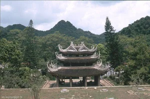 The Rustic Charm of Hanoi Pagodas in the Early 1990s - image 0