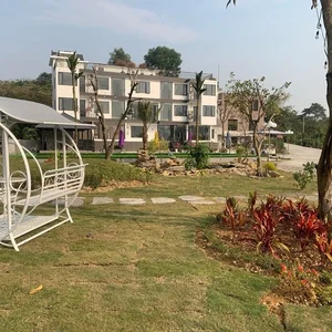 Touring the Luxurious 3,500m2 Mountain View Villa of Singer Quan A.P - image 9