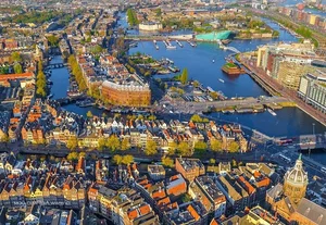 Exploring the Enchanting Landscapes of the World's Most Bicycle-Friendly City - image 5