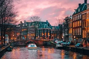 Exploring the Enchanting Landscapes of the World's Most Bicycle-Friendly City - image 2