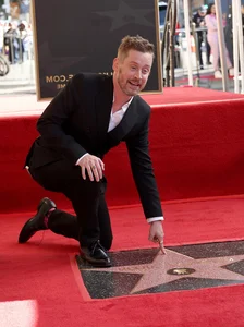 Macaulay Culkin Celebrates Hollywood Walk of Fame Star with Family - image 0