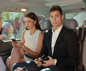 Irina Shayk: From Dumping Ronaldo to Becoming a Fashion Icon for Versace - image 7