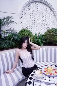 The Viral 'Transparent' Outfit That Has TikTok Abuzz - image 8