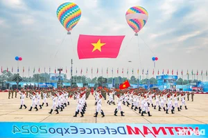 Vietnam International Defense Expo 2024: Spectacular Rehearsal Showcases Modern Military Power and Global Partnerships in Hanoi - image 3