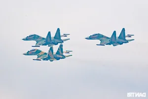 Vietnam International Defense Expo 2024: Spectacular Rehearsal Showcases Modern Military Power and Global Partnerships in Hanoi - image 1