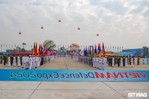 Vietnam International Defense Expo 2024: Spectacular Rehearsal Showcases Modern Military Power and Global Partnerships in Hanoi - image 10