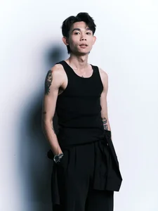 Vietnamese Celebrities Tuan Tran, Quoc Khanh, and Hong Thanh Showcase Stylish Outfits - image 9