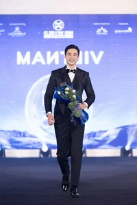 Pham Tuan Ngoc Shines Among Global Contestants at Mister World 2024 - image 8