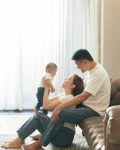 How Multi-Talented Star Minh Hang Balances Wealth, Career, and Marriage - image 1