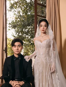 Chi Pu and Top Vietnamese Celebrities Attend Rapper Dat G's Wedding - image 7