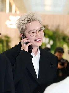 Chi Pu and Top Vietnamese Celebrities Attend Rapper Dat G's Wedding - image 6