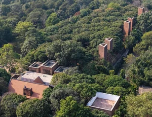 Inside a Vietnamese Artist's Breathtaking 5,000-Square-Meter Artistic Estate - image 4