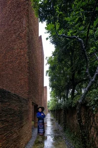 Inside a Vietnamese Artist's Breathtaking 5,000-Square-Meter Artistic Estate - image 7