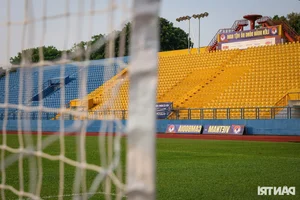 Lush Green Pitch at Go Dau Stadium Ready for Vietnam's Matches Against Cambodia and Laos - image 5