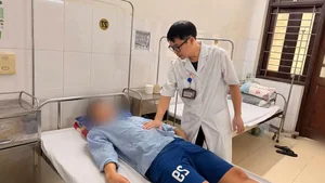 Successful Surgery for Rare Ureteral Defect Treating Chronic Flank Pain - image 0