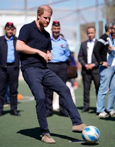 Prince Harry and Meghan Markle Make Surprise Appearance in Jordan - image 1
