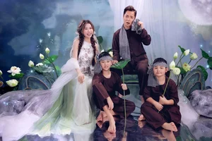 Dang Khoi’s Wife Thuy Anh Stuns in Silk Halter Top for Mid-Autumn Festival - image 4
