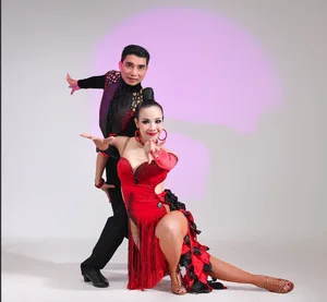 Vietnamese Dancesport Couple Ranks in World's Top 30 for Middle-Aged Category - image 3