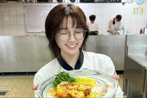 Viral TikTok Chef Captivates Audiences with Culinary Skills - image 7