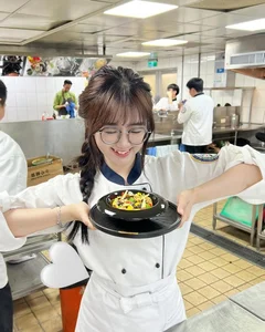 Viral TikTok Chef Captivates Audiences with Culinary Skills - image 5