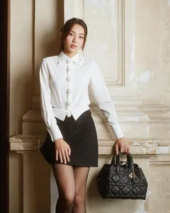 How to Style a Classic White Shirt Like Vietnamese Celebrities This Autumn - image 6