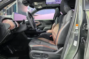 Suzuki e VITARA 2025 Debuts: The Future of Electric SUVs and Global Market Potential - image 6