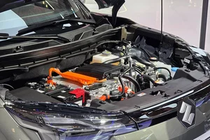 Suzuki e VITARA 2025 Debuts: The Future of Electric SUVs and Global Market Potential - image 1