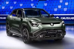 Suzuki e VITARA 2025 Debuts: The Future of Electric SUVs and Global Market Potential - image 4