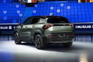Suzuki e VITARA 2025 Debuts: The Future of Electric SUVs and Global Market Potential - image 8