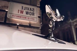 Ultra-Luxury Rolls-Royce Ghost Savile Row Edition Unveiled - image 8