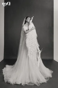 Supermodel Thanh Hang’s Throwback Photos Resurface Ahead of Her Wedding - image 2