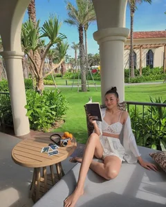 Supermodel Thanh Hang’s Throwback Photos Resurface Ahead of Her Wedding - image 5
