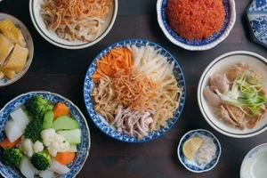 Discovering Canh Thang Muc: The Rare and Sophisticated Traditional Hanoi Dish Nearly Lost to Time - image 6