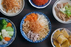 Discovering Canh Thang Muc: The Rare and Sophisticated Traditional Hanoi Dish Nearly Lost to Time - image 3