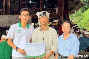 Dan Tri Newspaper Provides Vital Aid to Families Affected by Deadly Landslides - image 5