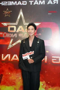 Vietnamese Male Celebrities Shine on the Red Carpet for the Launch of 'Sao Nhap Ngu 2024' - image 2