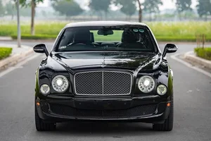 Ultra-Rare Bentley Mulsanne Le Mans Edition Spotted in Hanoi - image 1