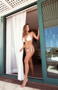 Ultimate Gallery of Western Lingerie Models and Iconic High-Fashion Underwear Trends - image 50