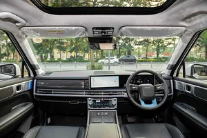 Market Trends: The High Cost of Selling a Nearly-New Hyundai SantaFe Hybrid - image 7