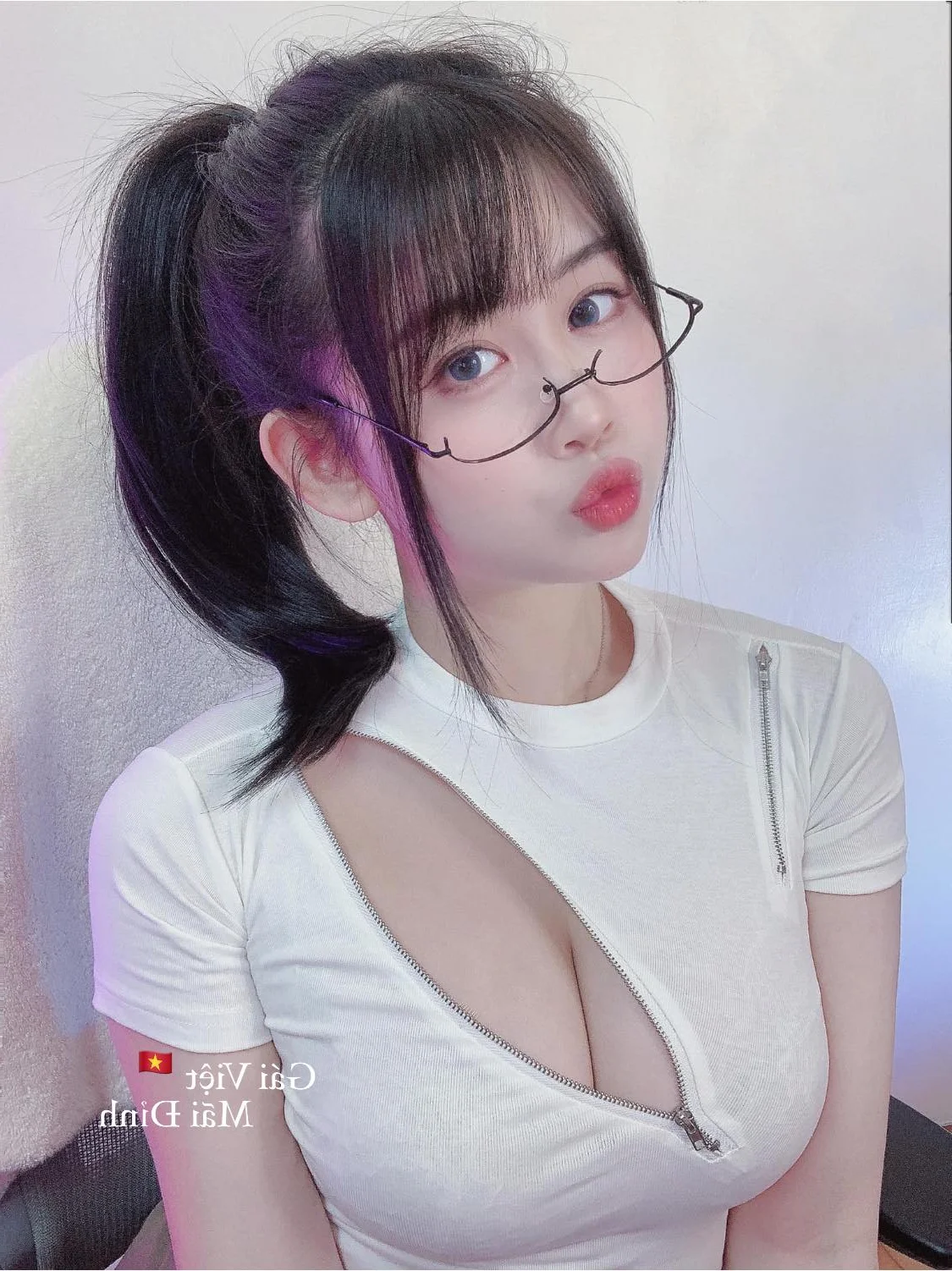 Radiant Vietnamese Girls: Celebrating Natural Angelic Beauty