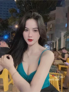 Radiant Vietnamese Girls: Celebrating Natural Angelic Beauty - image 7