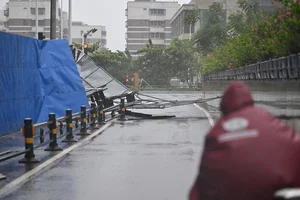 Witnessing the Power of Super Typhoon Yagi: Impact Across China - image 14