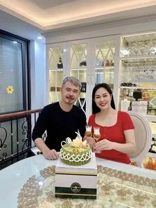 Inside the Happy Marriage of 'Doc Dao' Actor Vinh Xuong - image 3