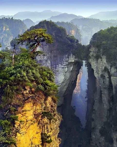 Surprising Photos of Modern Life in China: A Blend of Tech and Tradition - image 3